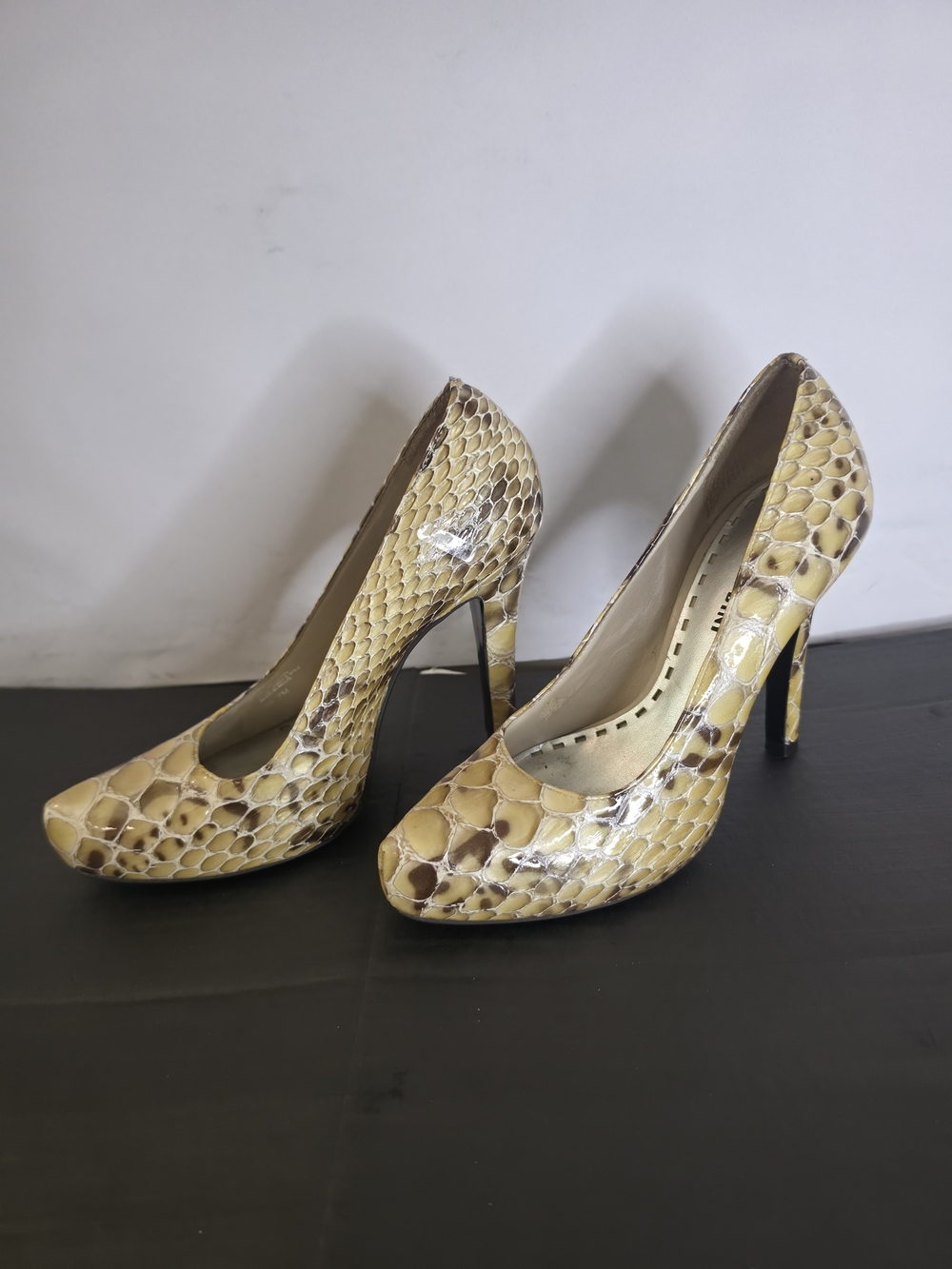 Gianni Bini Yellow Snakeskin Patent Stiletto Pumps